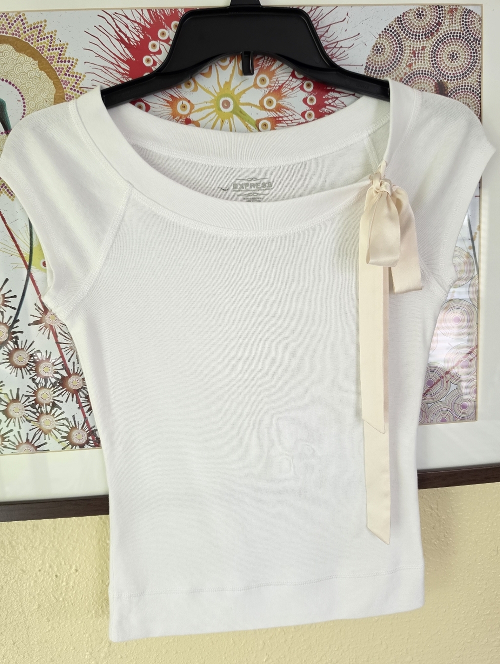 Express White Short Sleeve Tee Shirt With Satin Bow Tie XS